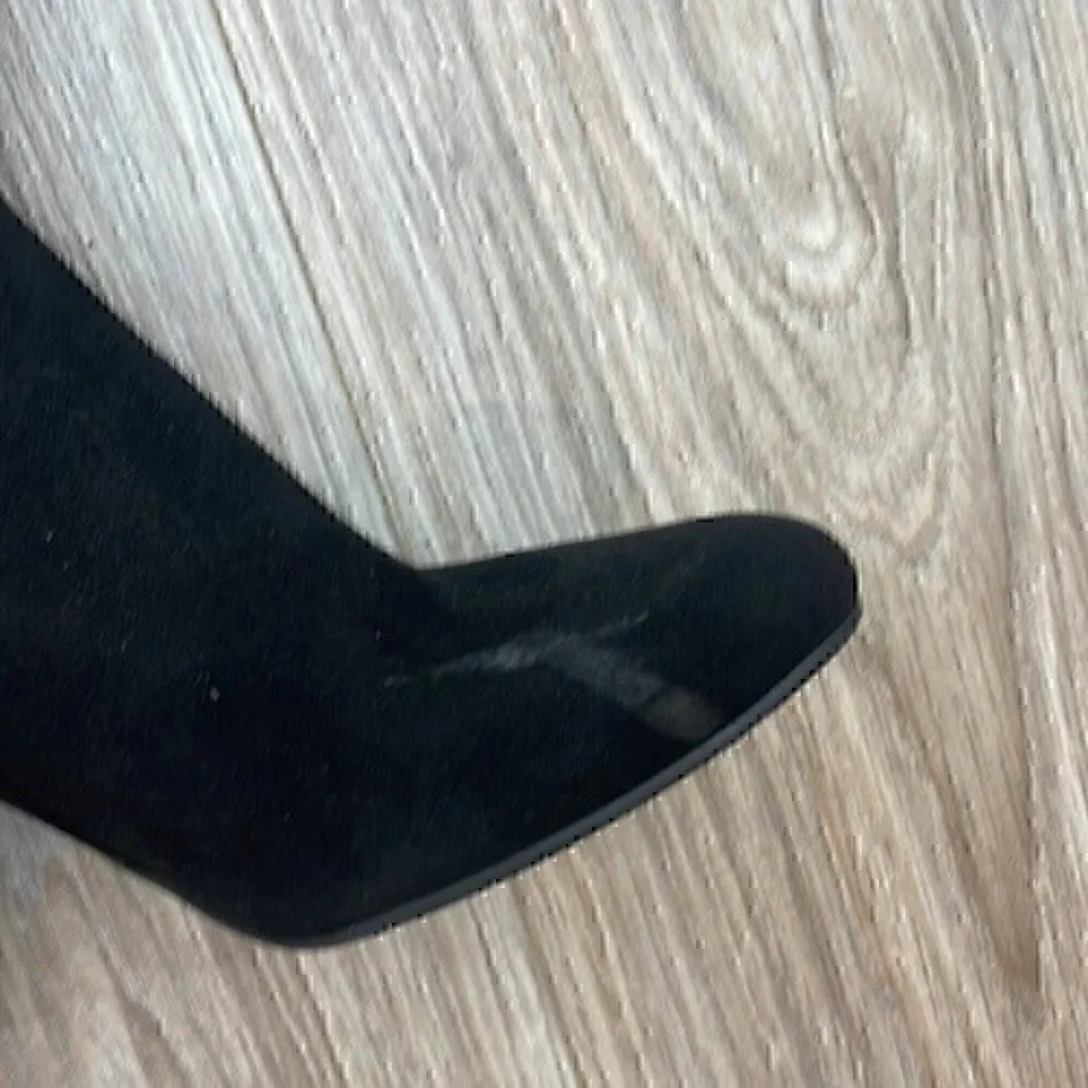 Unisa tall black block heel lace back over the knee boots  size 8 flawed